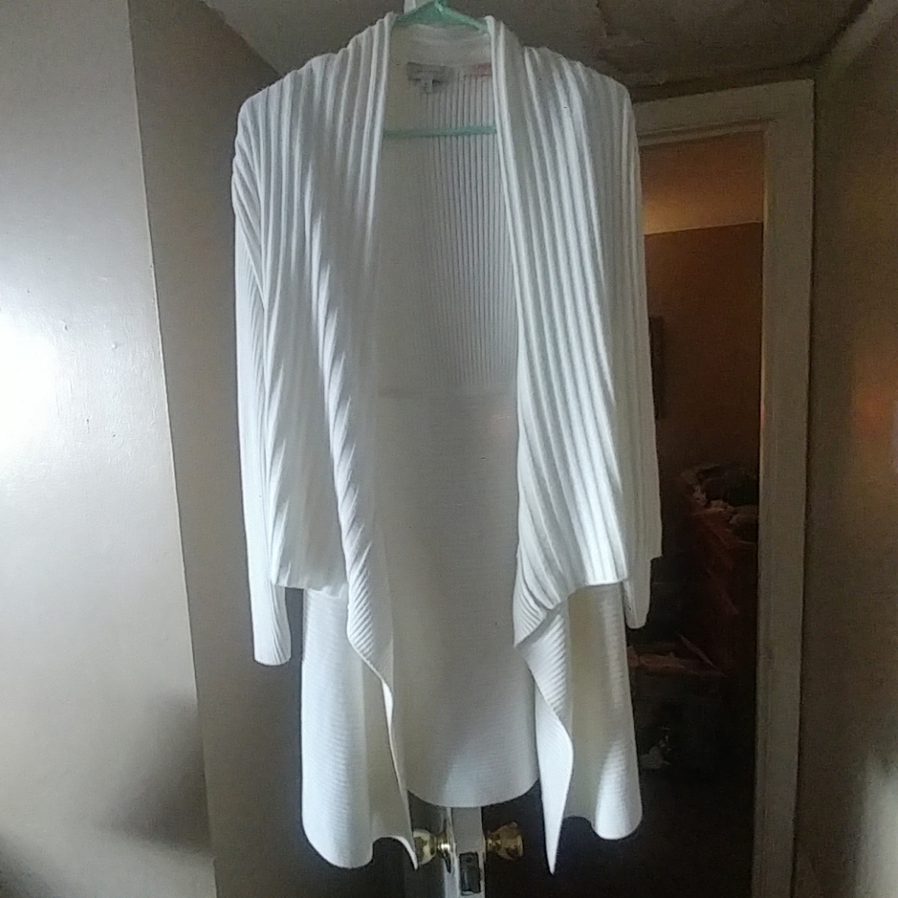 The limited long sweater